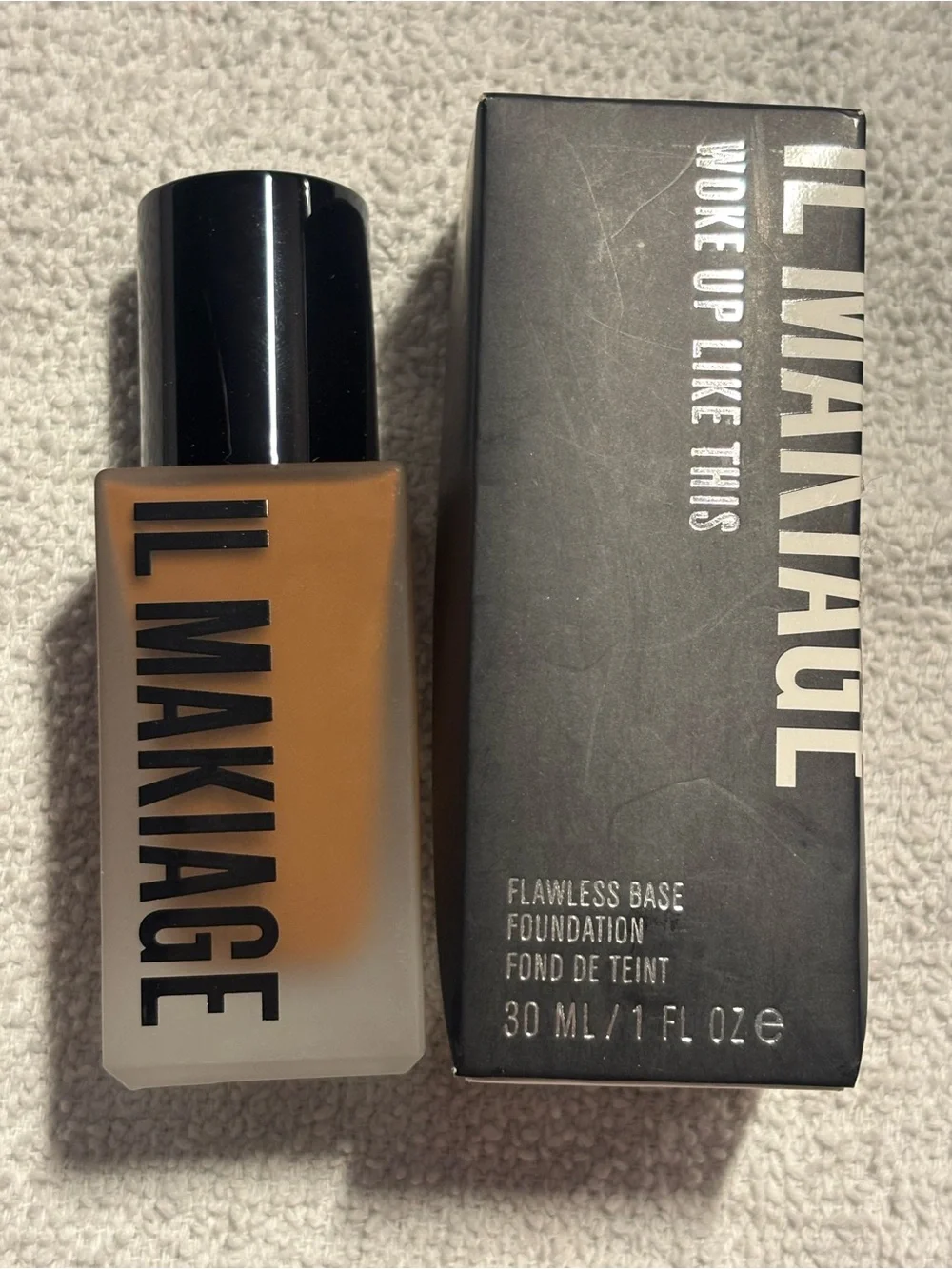IL MAKIAGE Woke Up Like This 230 Foundation - Warm Tan Beige
